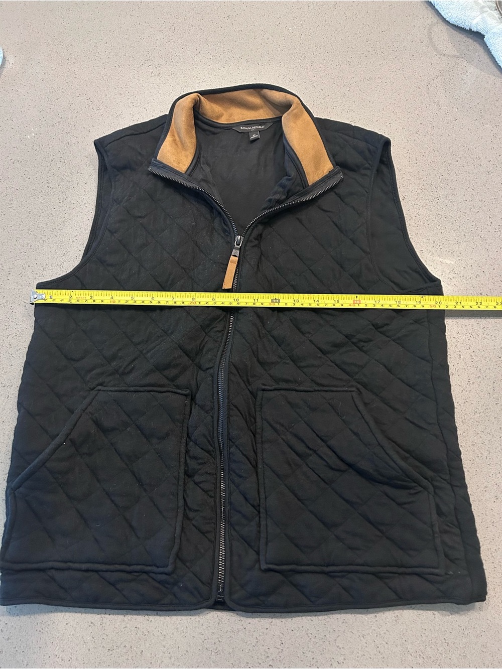 Banana Republic Black Quilted Vest with Tan Collar